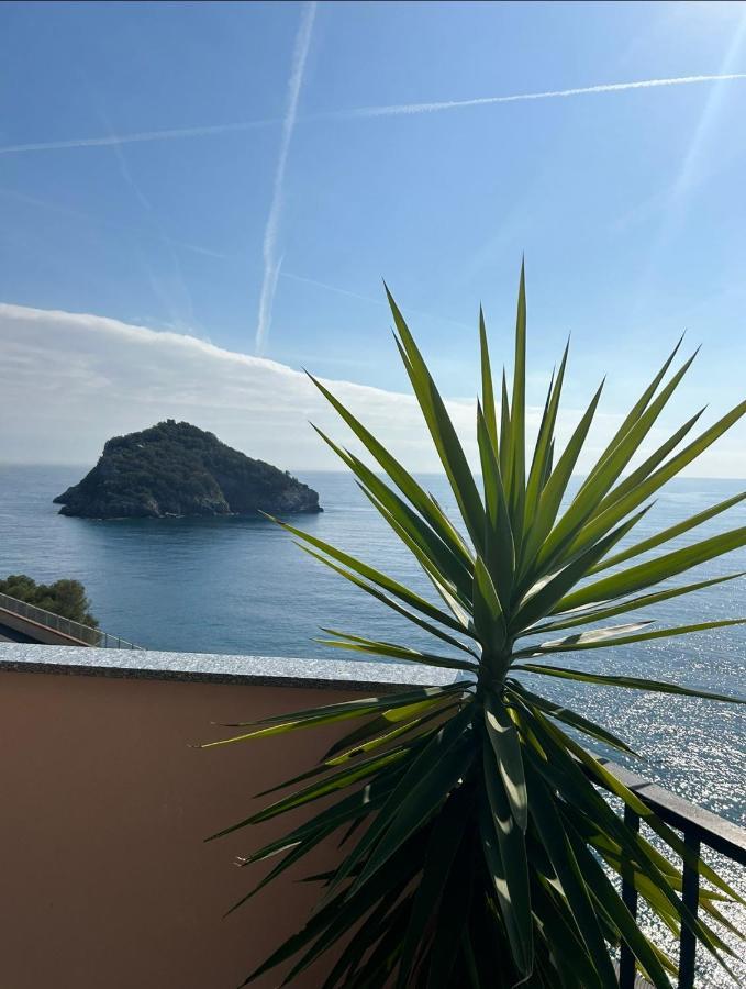 Casa Isola Appartement Bergeggi Buitenkant foto