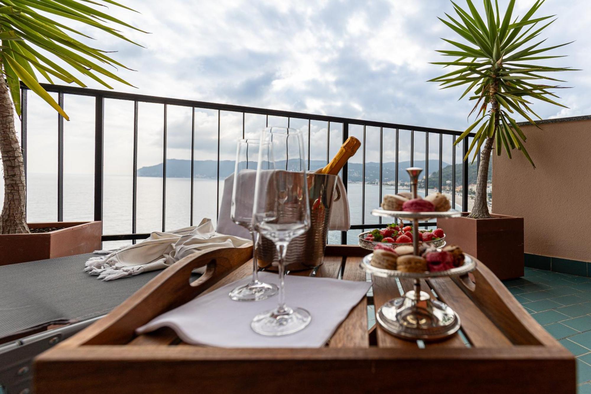 Casa Isola Appartement Bergeggi Buitenkant foto